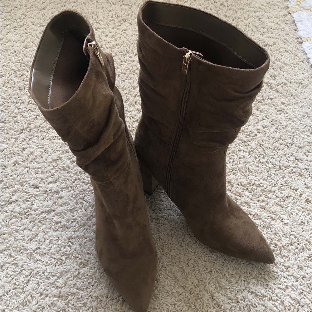 Marc Fisher Tan Heeled Boots size 11, NWOT, never worn